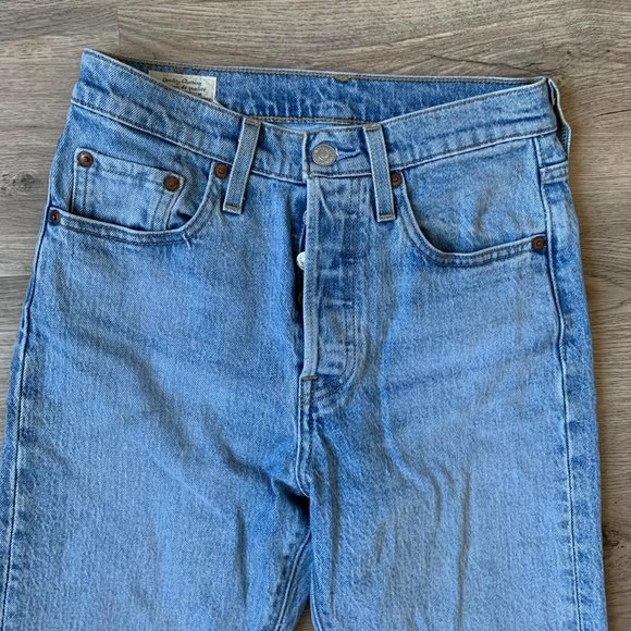 Levi’s 501 Straight High Rise Mom Jeans - Picture 3 of 4